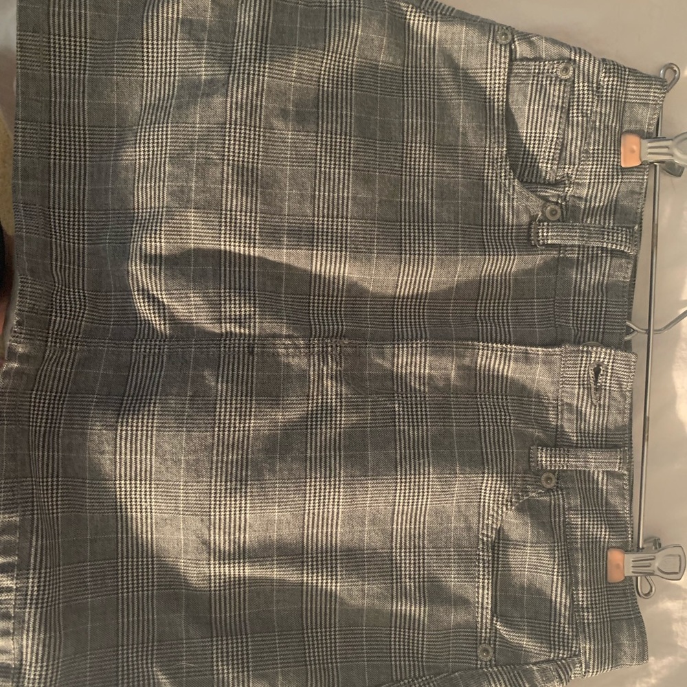 American Eagle Black & White mini skirt